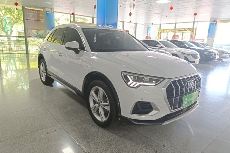 Audi Q3 2020 #4 Audi Q3 2020 car image #4