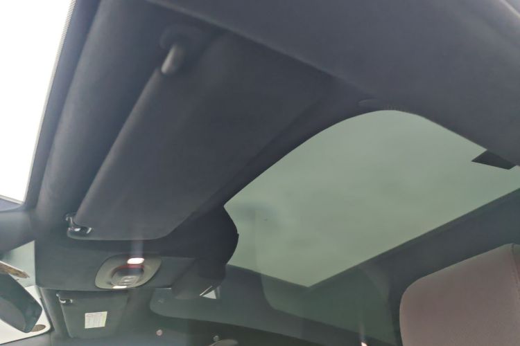 MI SU7 2025 car image #18