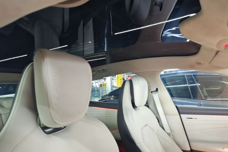 2026 #18 2026 immagine di auto #18