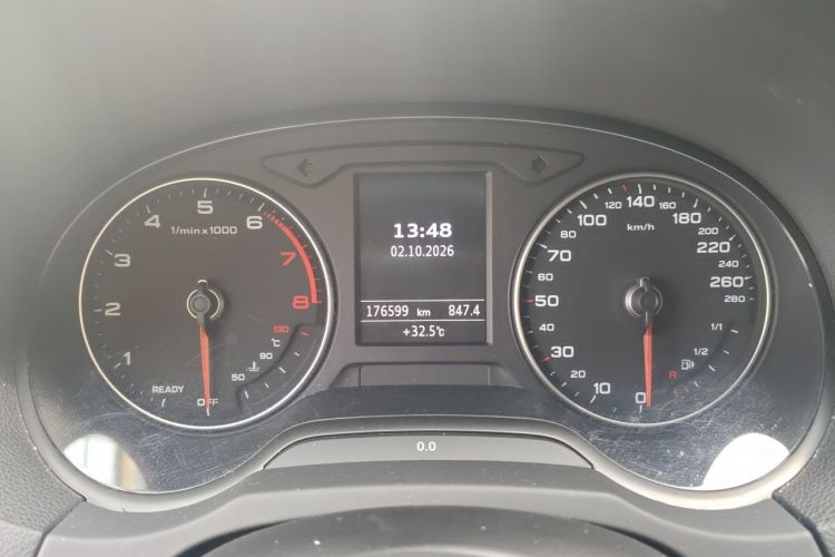Audi A3 2018 imagen de coche #12