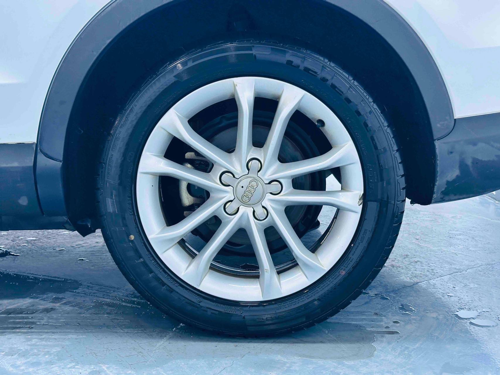 Audi Q3 2015 immagine di auto #13
