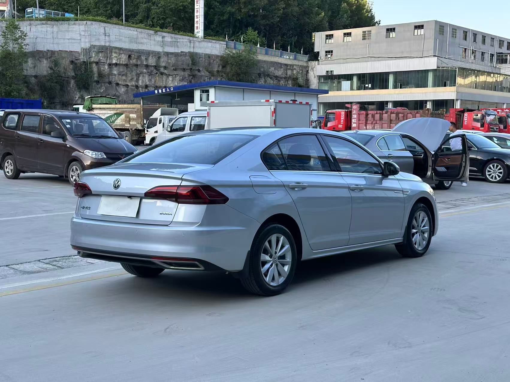 Volkswagen Bora 2019 car image #6