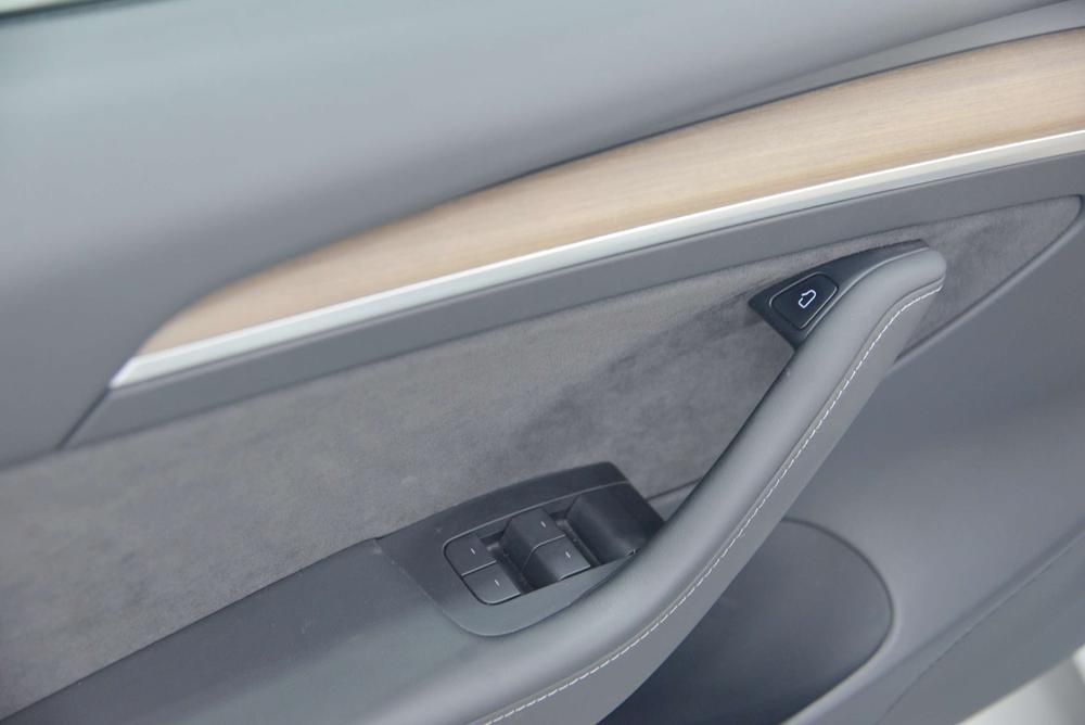 Tesla Model 3 2021 imagem de carro #22
