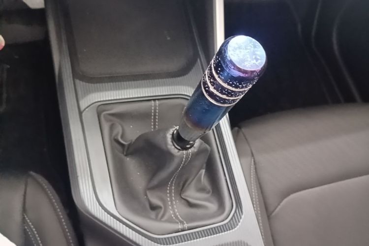 GEELY Emgrand 2023 car image #16