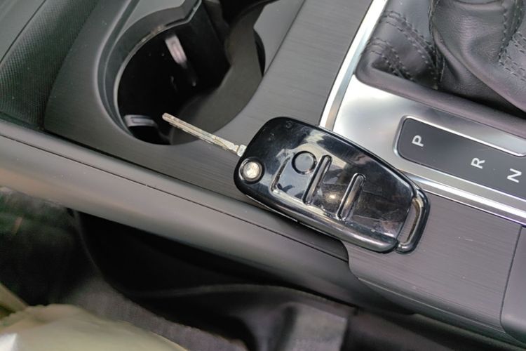 Audi A3 2017 car image #9
