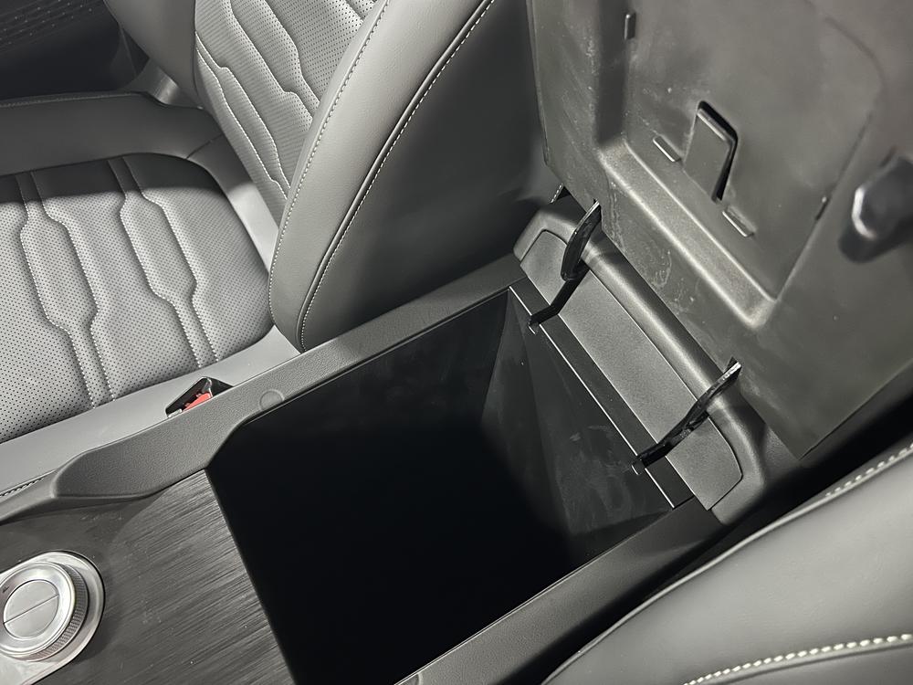 2026 #13 2026 immagine di auto #13