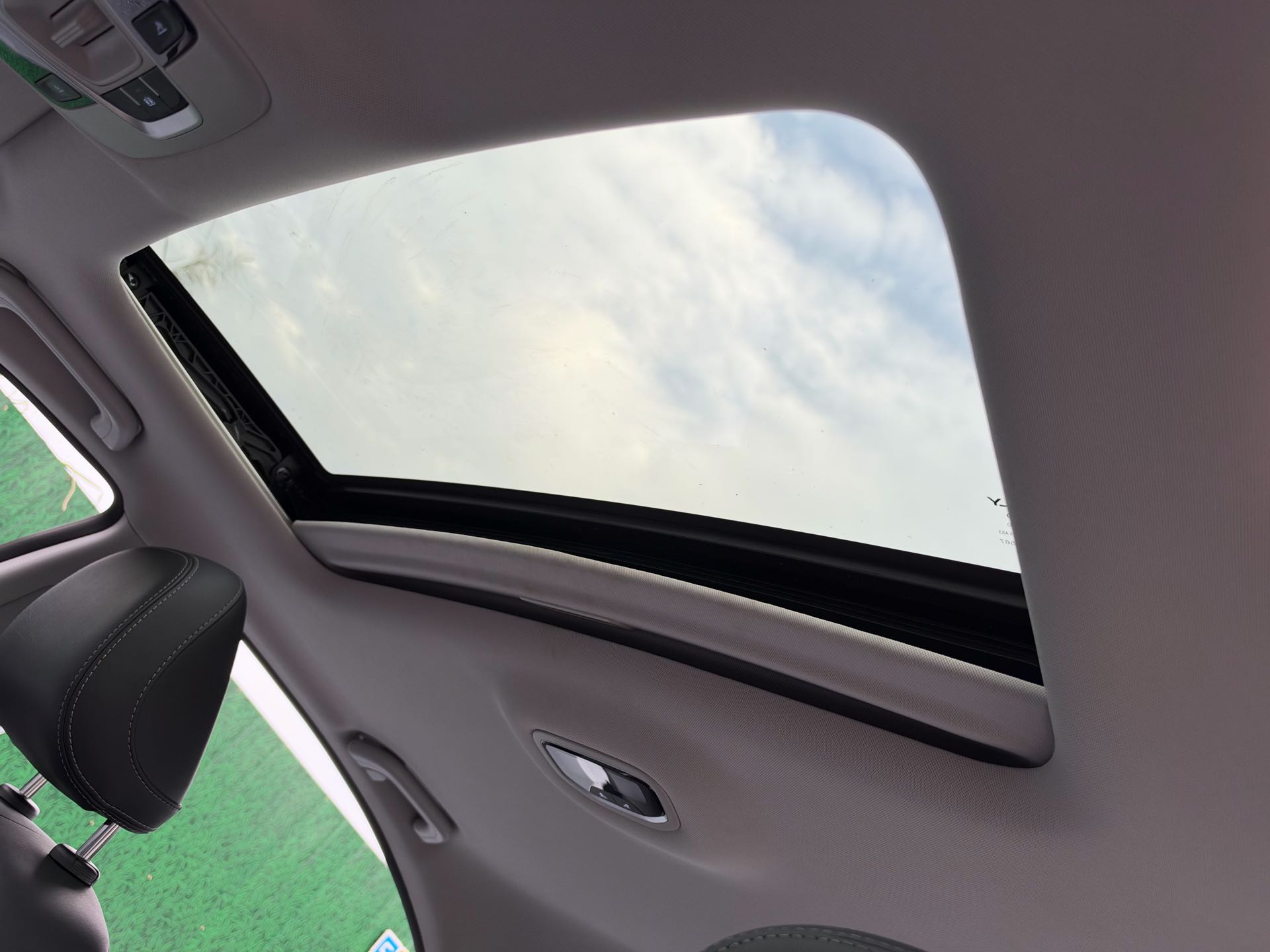 GEELY Emgrand 2021 car image #8