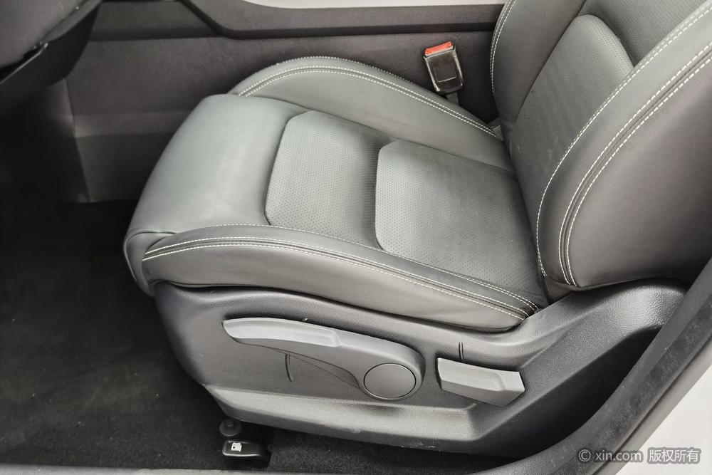 GEELY Vision X6 2020 car image #18