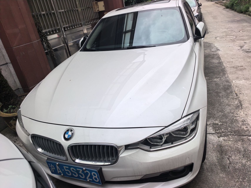 BMW 3 Series 2018 car image #4