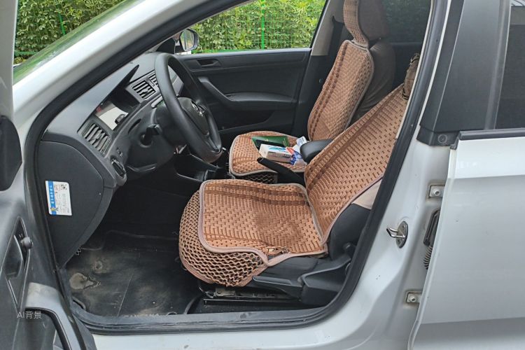 Volkswagen Santana 2021 صورة سيارة #17