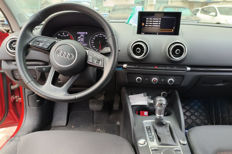 Audi A3 2020 car image #11