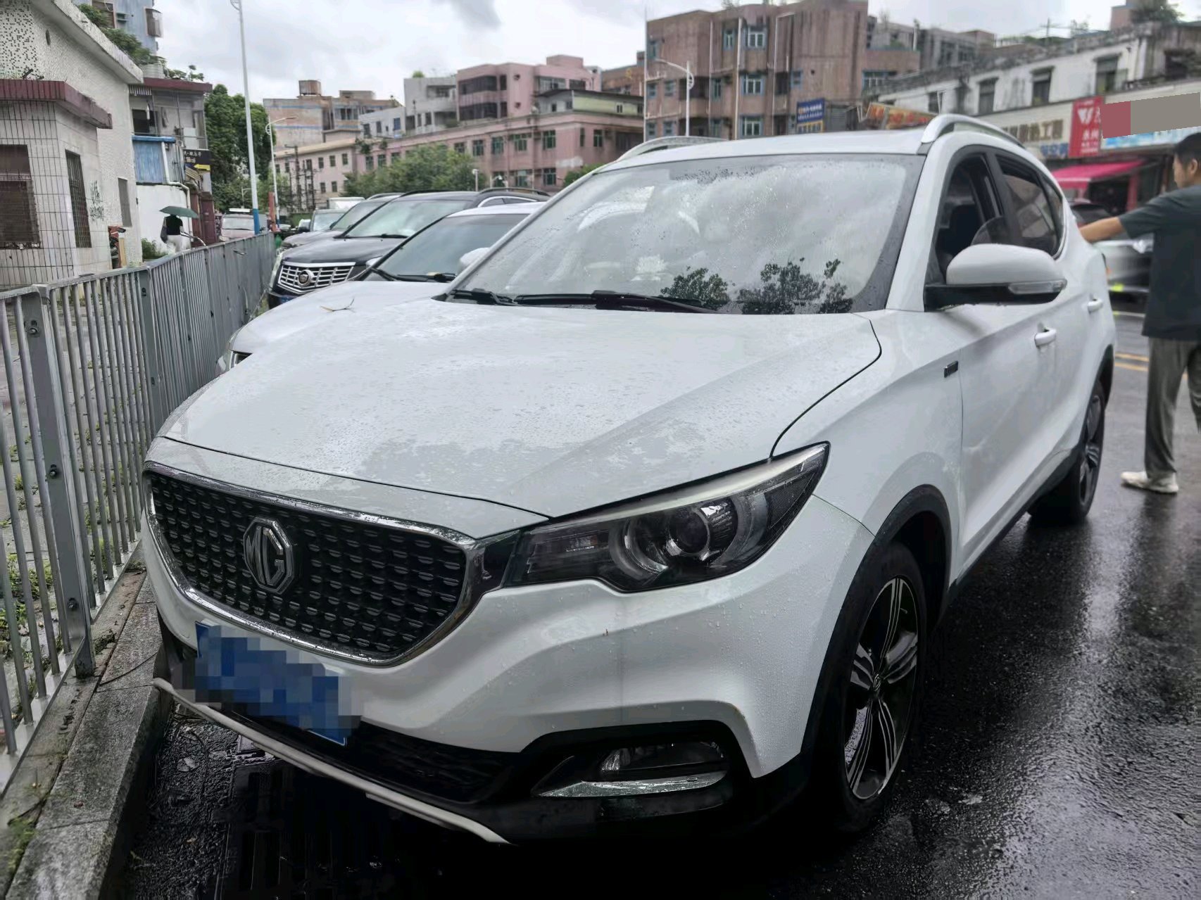 MG ZS 2018 car image 