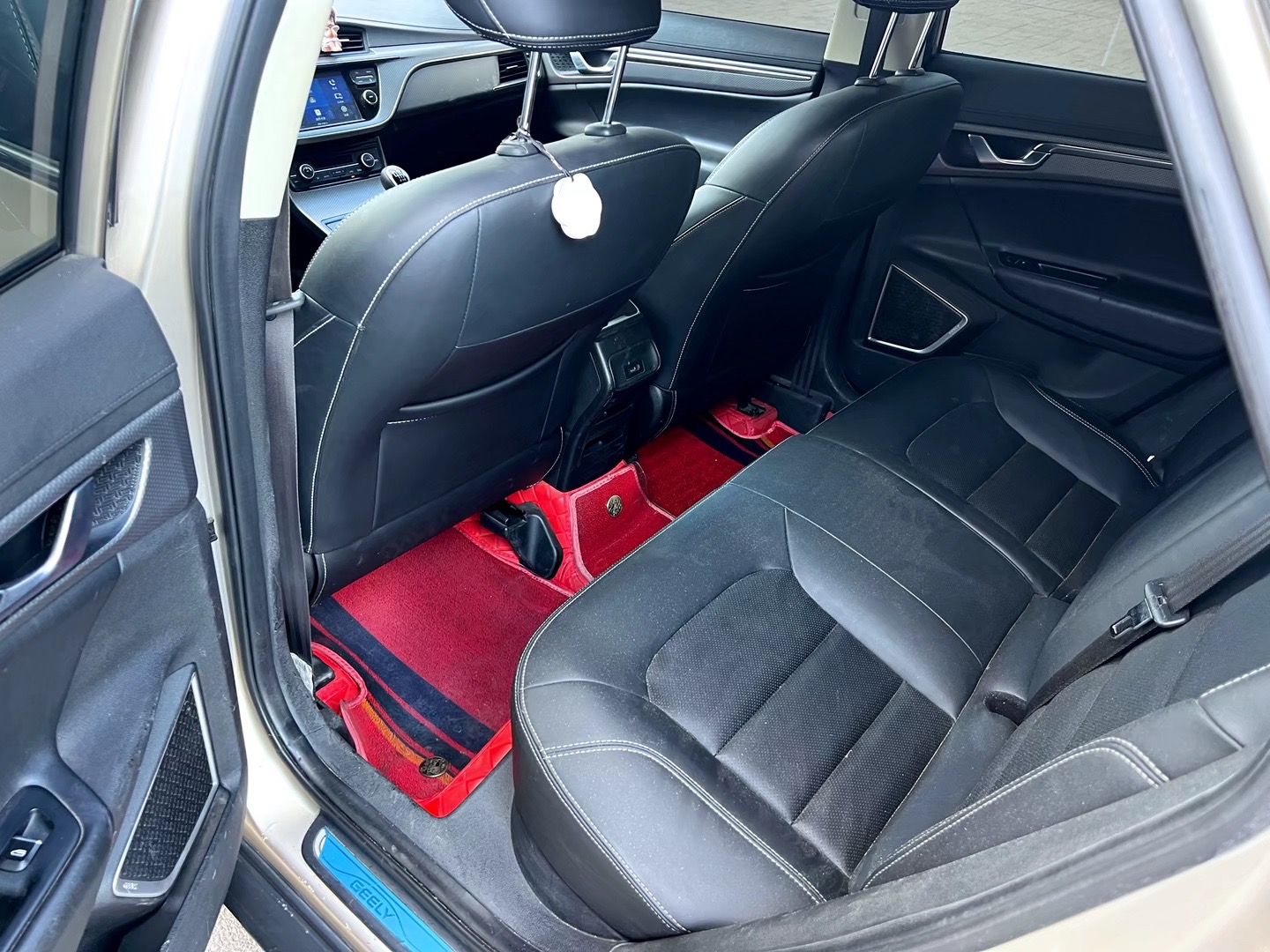 GEELY Emgrand GS 2017 car image #7