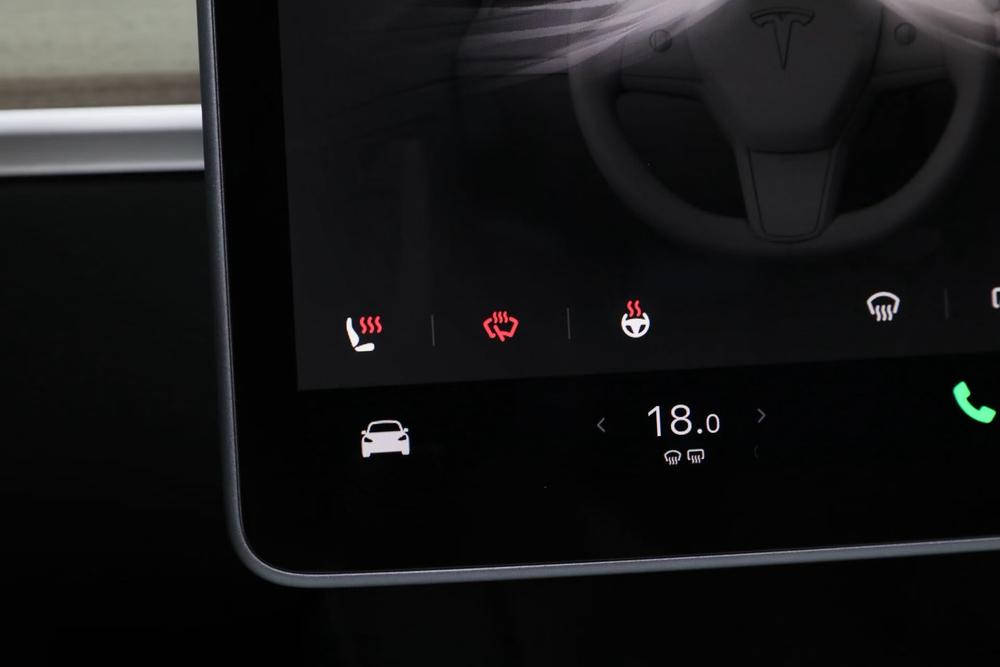 Tesla Model Y 2023 #10 Tesla Model Y 2023 immagine di auto #10