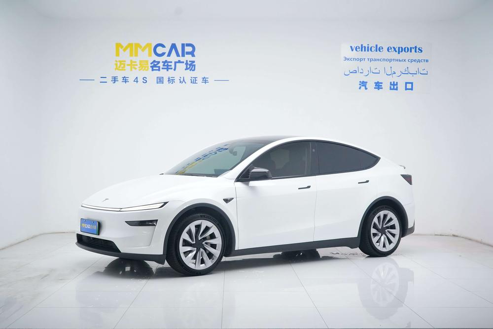 Tesla Model Y 2025 Tesla Model Y 2025 immagine di auto