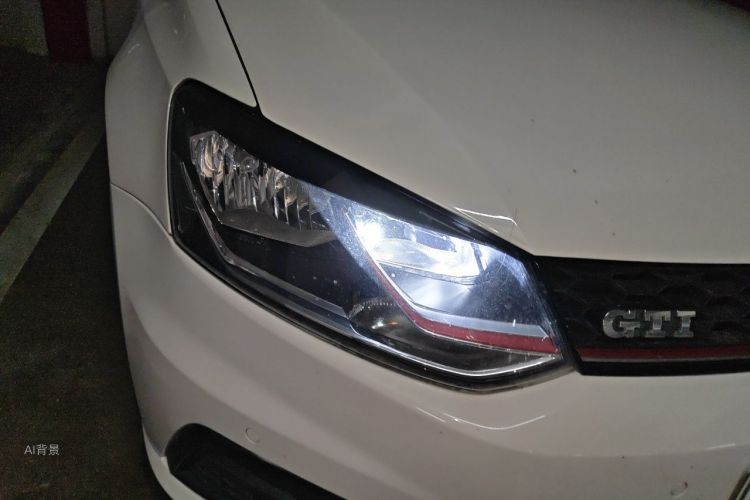 Volkswagen Polo 2016 car image #8