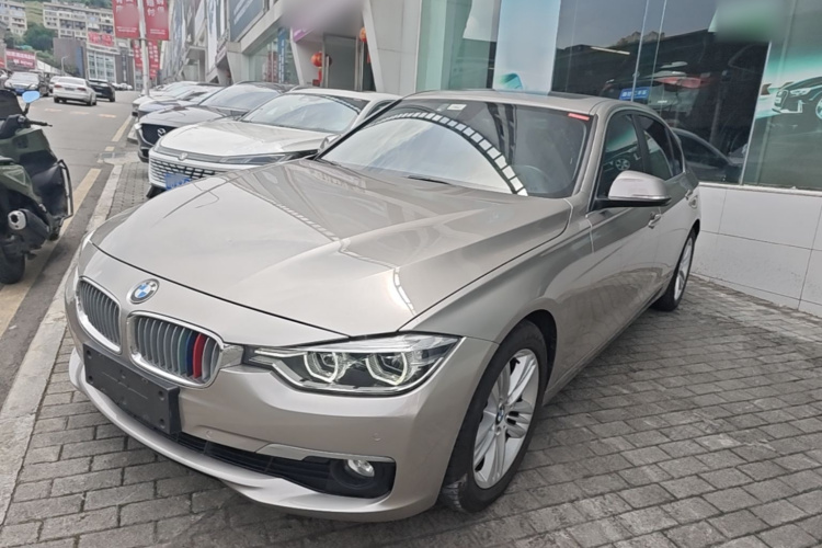 BMW 3 Series 2018 #2 BMW 3 Series 2018 car image #2
