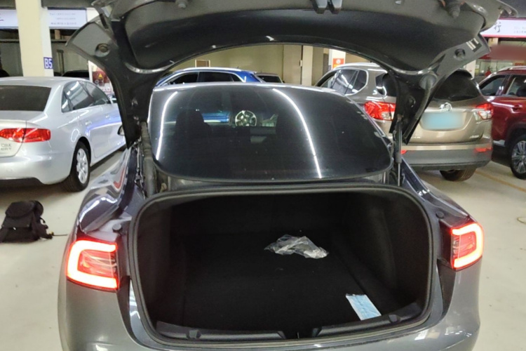 Tesla Model 3 2022 #19 Tesla Model 3 2022 car image #19