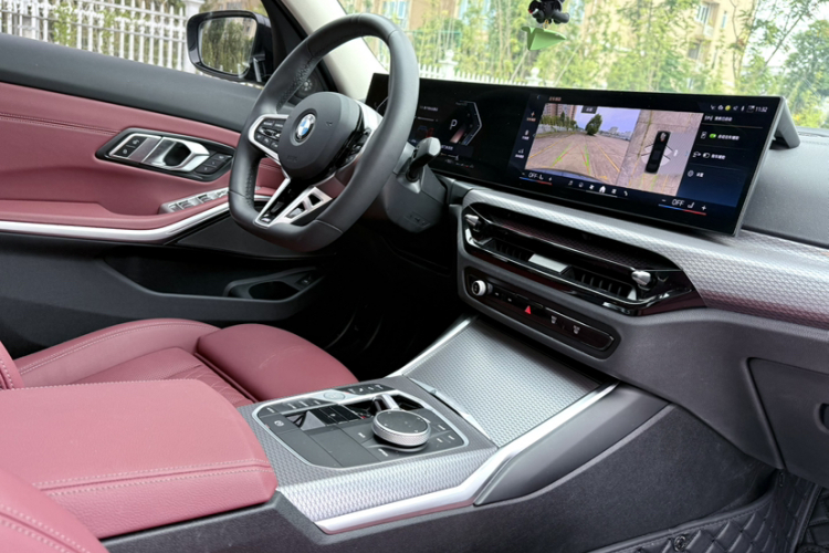 BMW 3 Series 2026 car image #24