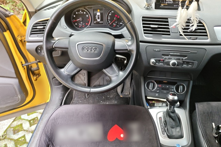 Audi Q3 2016 #12 Audi Q3 2016 car image #12