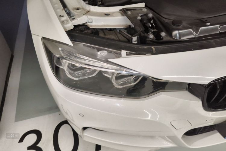 BMW 3 Series 2018 #8 BMW 3 Series 2018 car image #8