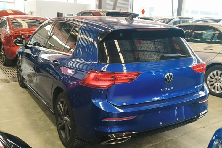 Volkswagen Golf 2021 car image #5