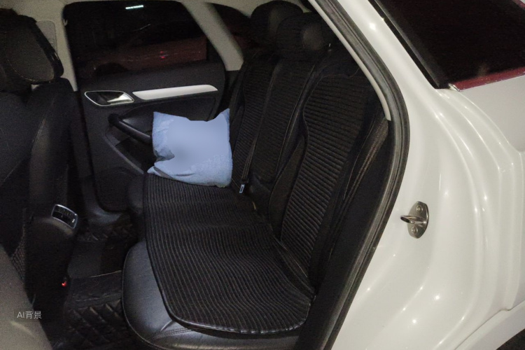 Audi Q3 2018 #19 Audi Q3 2018 car image #19