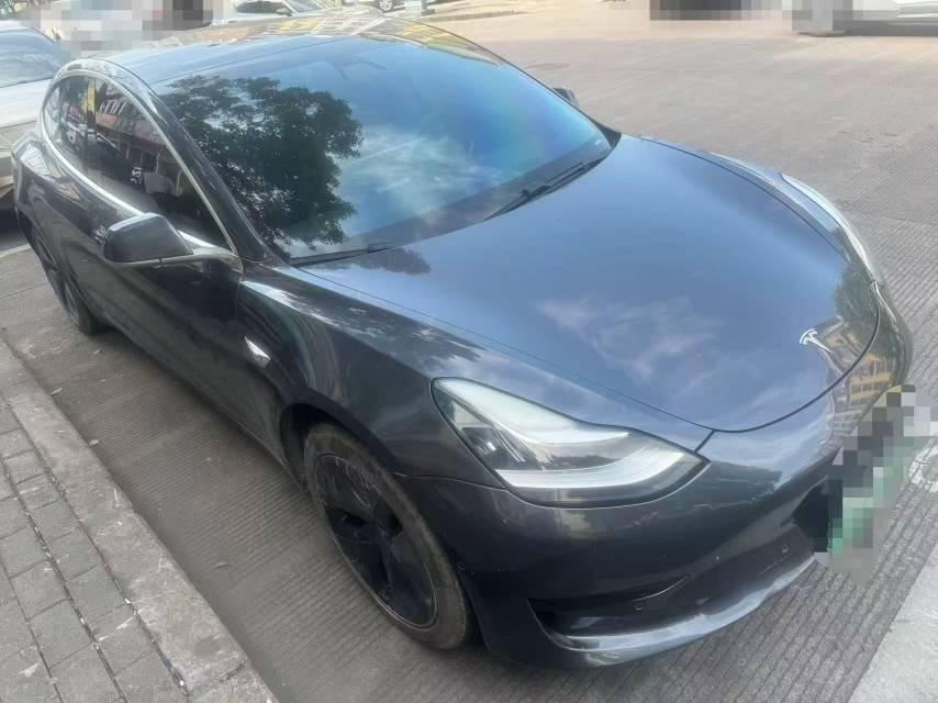 Tesla Model 3 2020 car image #2