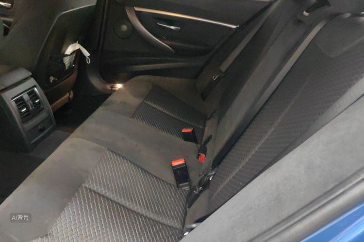 BMW 3 Series 2018 #19 BMW 3 Series 2018 car image #19