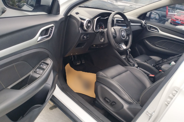 MG ZS 2019 car image #12