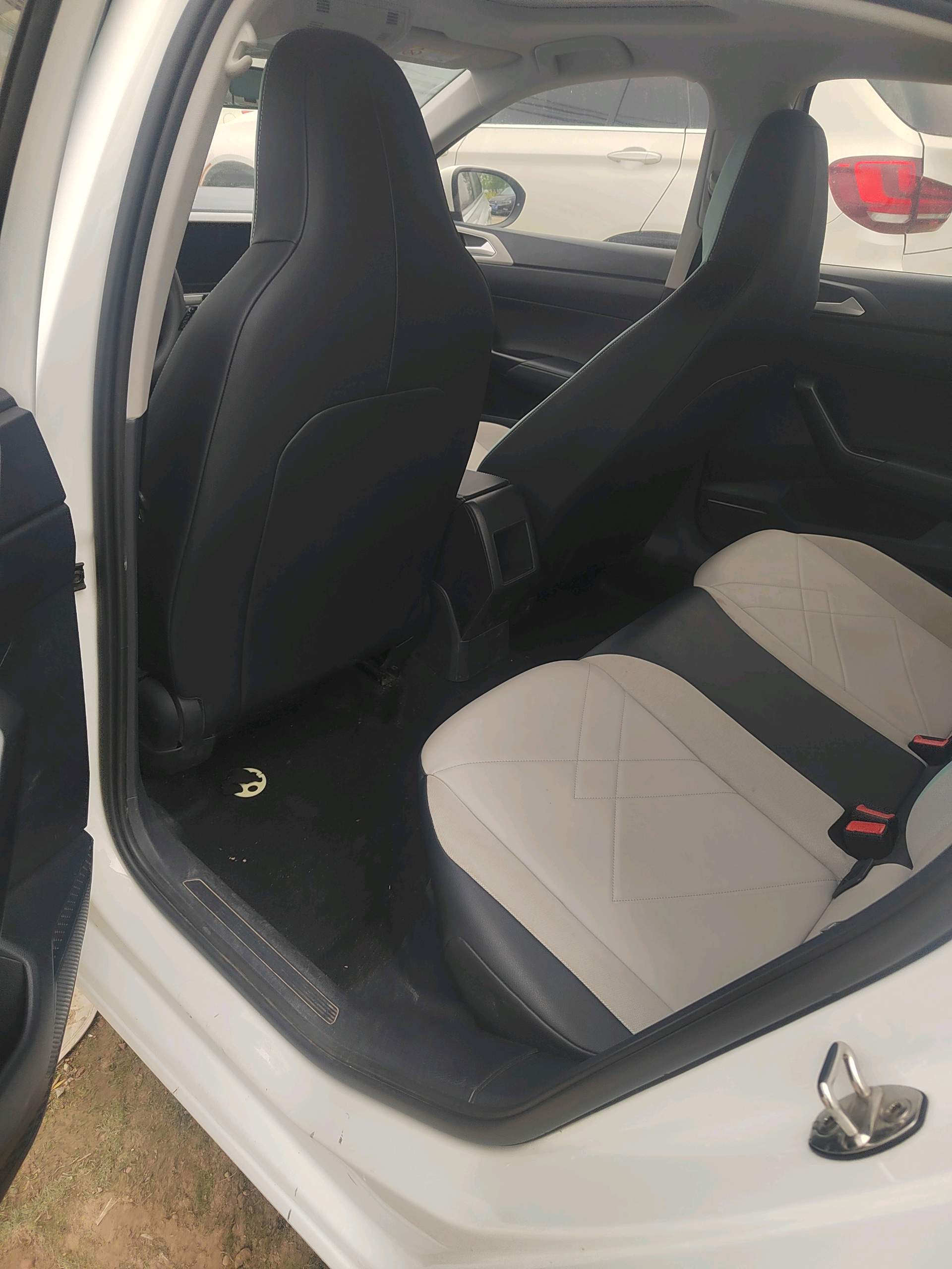 Volkswagen Lavida 2024 car image #9