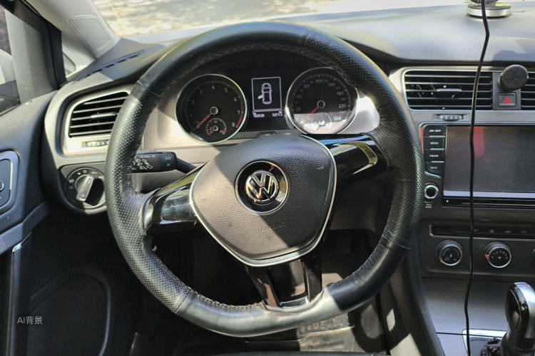 Volkswagen Golf 2014 car image #12
