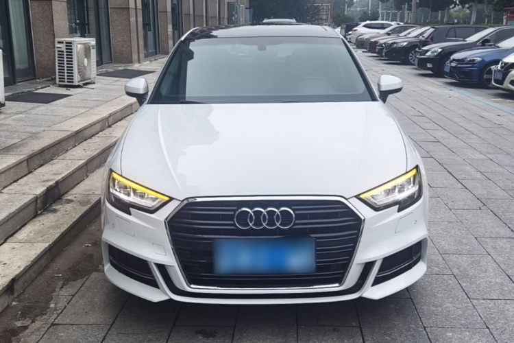 Audi A3 2019 #3 Audi A3 2019 car image #3