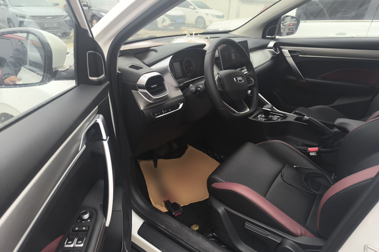 GEELY Coolray 2021 #16 GEELY Coolray 2021 car image #16
