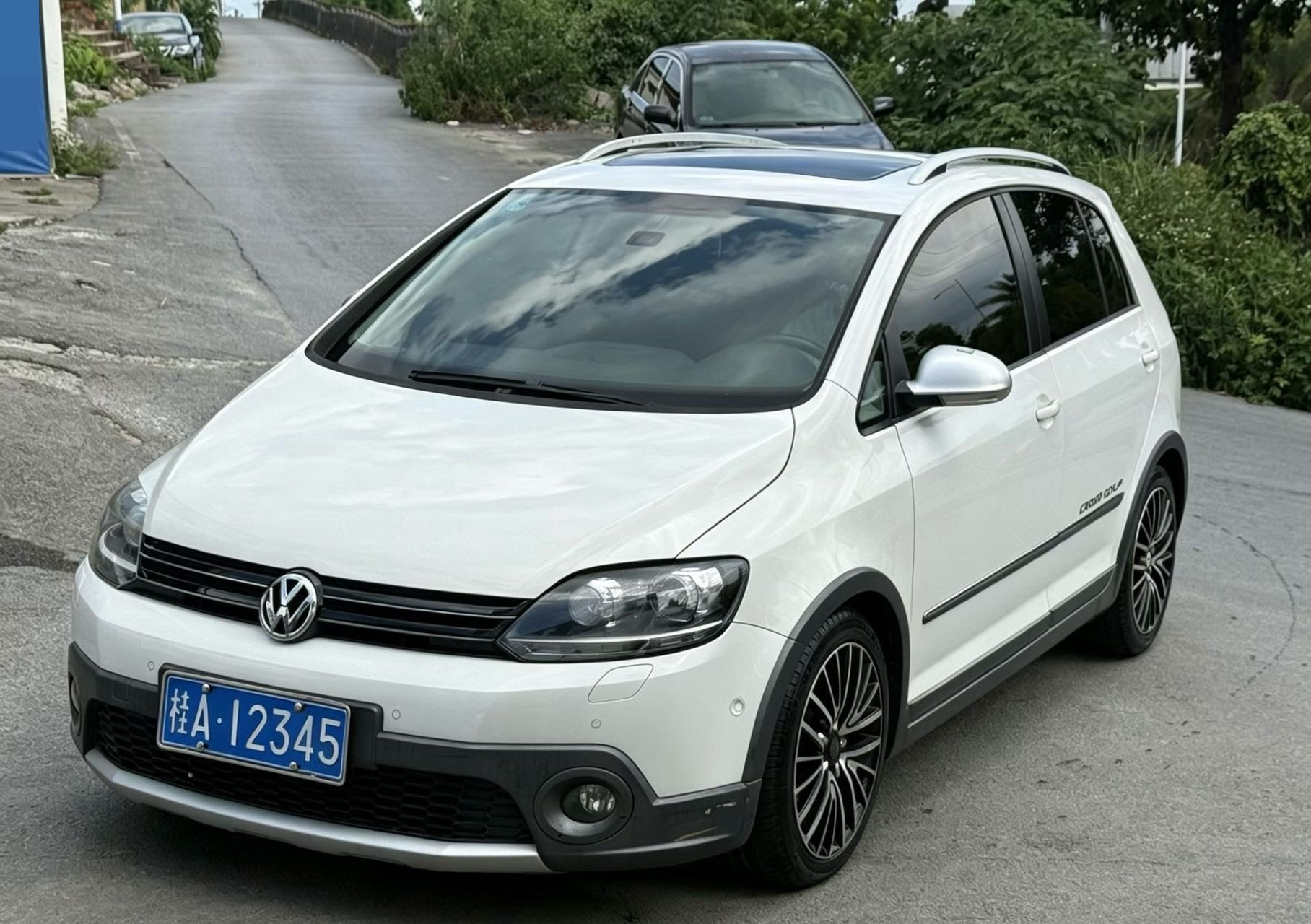 Volkswagen Golf (Imported) 2012 Volkswagen Golf (Imported) 2012 car image