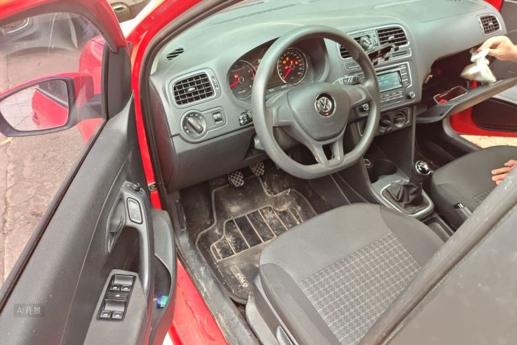 Volkswagen Polo 2015 #18 Volkswagen Polo 2015 car image #18