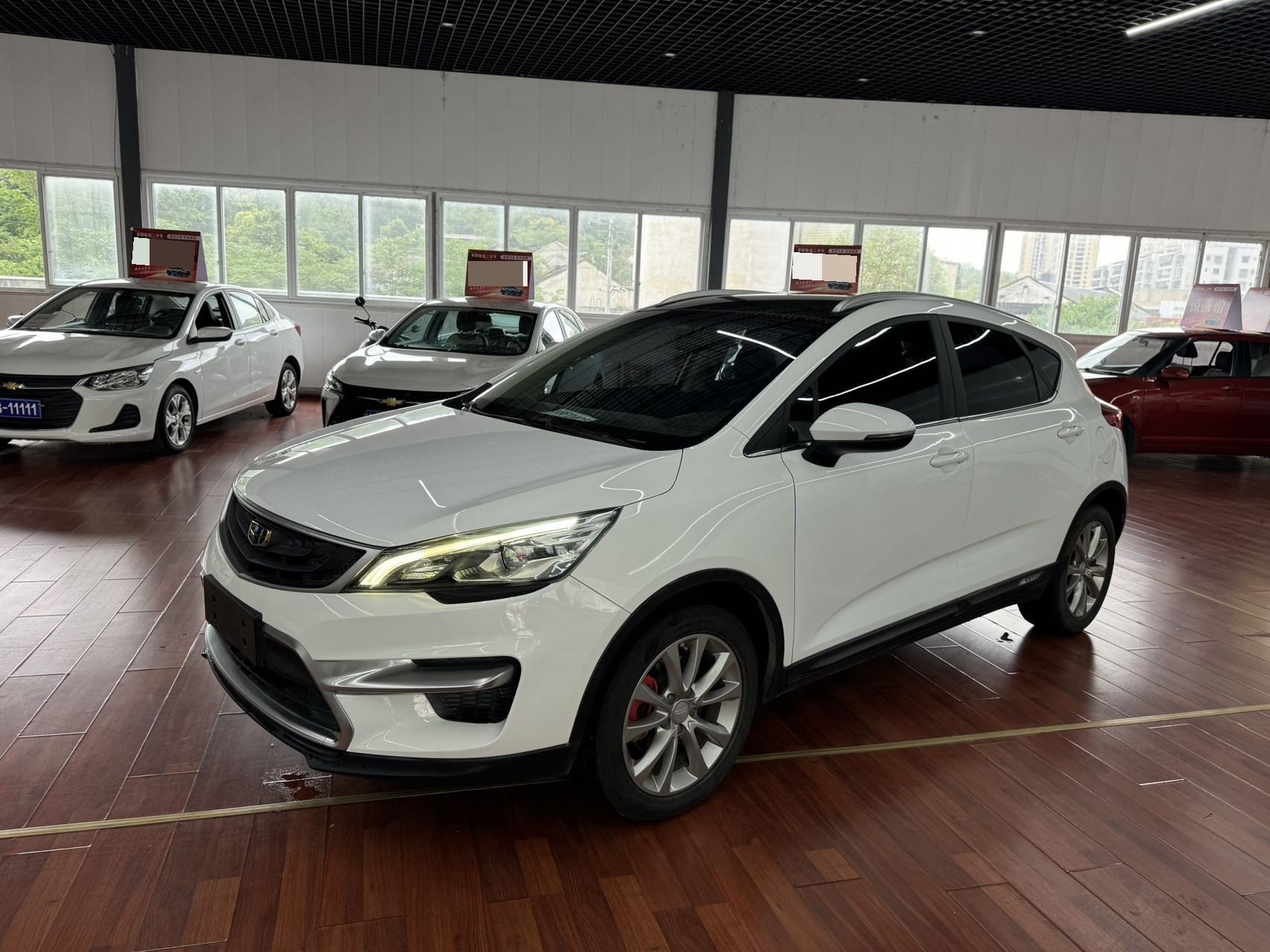 GEELY Emgrand GS 2018 GEELY Emgrand GS 2018 صورة سيارة
