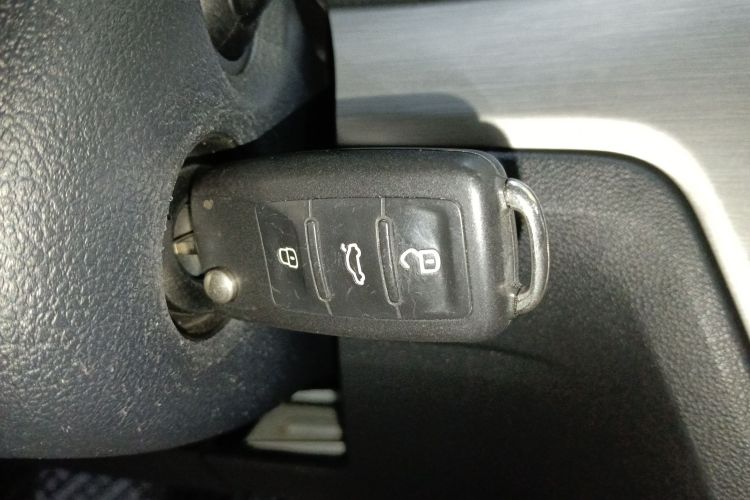 Volkswagen Lavida 2020 car image #9