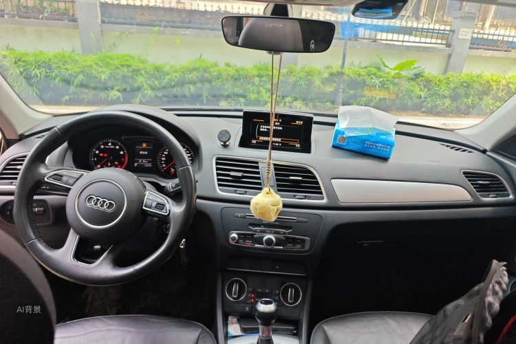 Audi Q3 2019 #11 Audi Q3 2019 car image #11