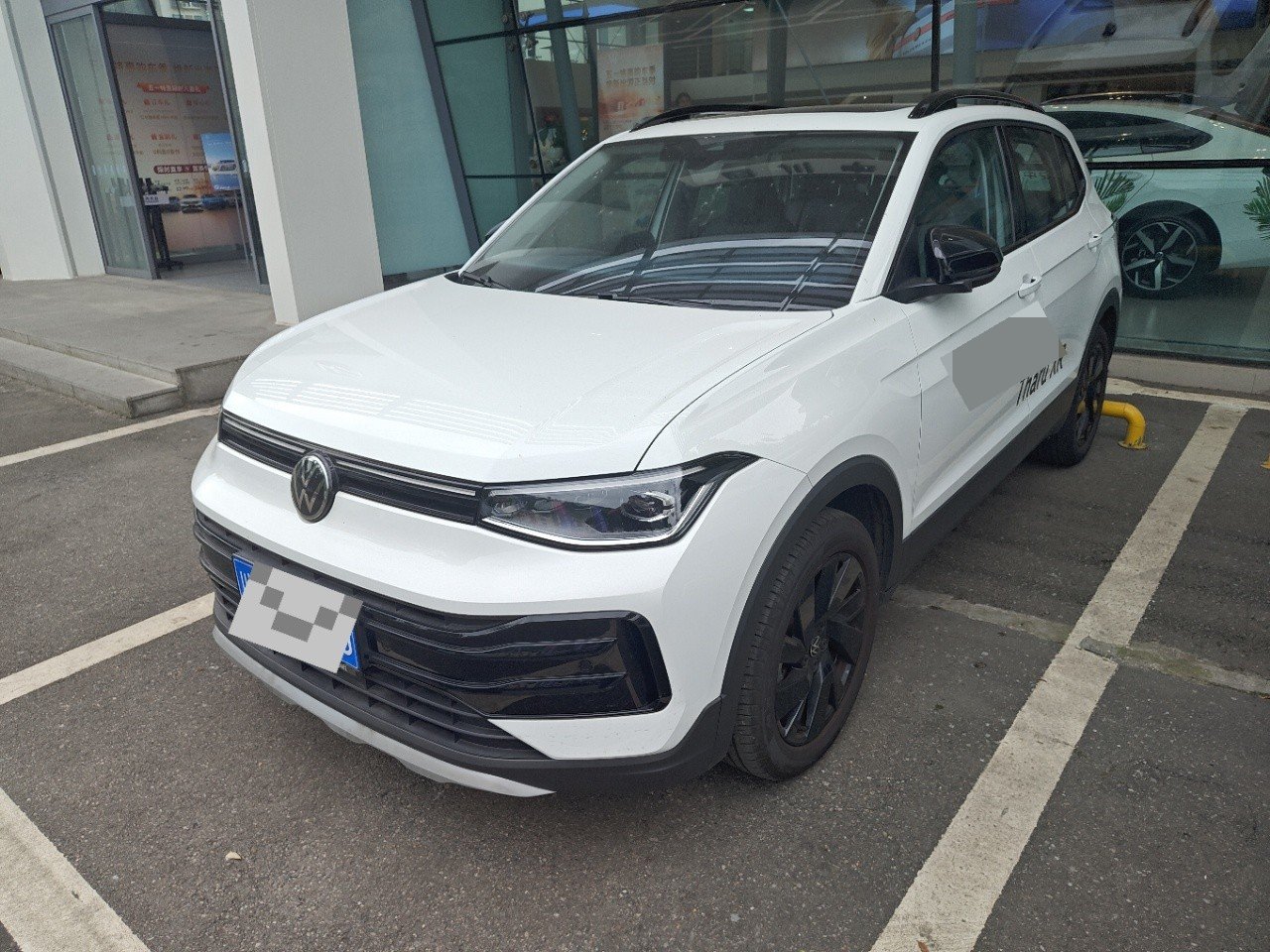 Volkswagen Tharu 2025 car image 