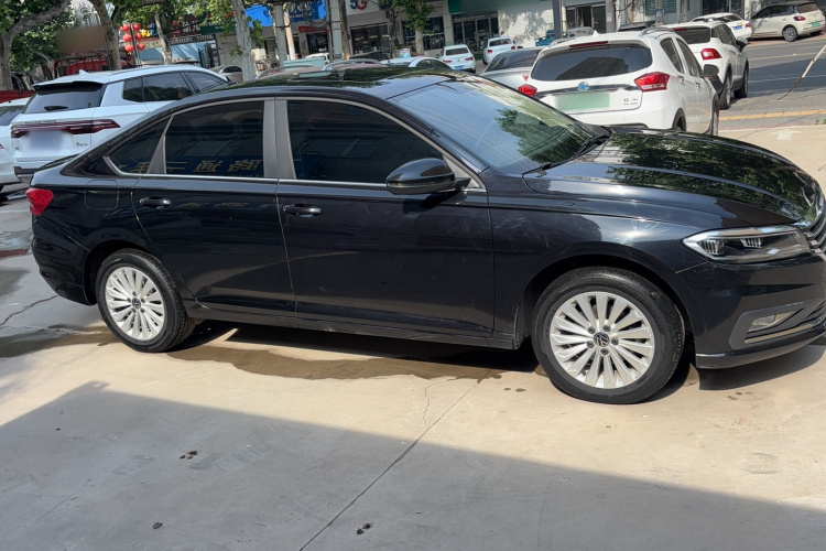 Volkswagen Lavida 2021 car image #4