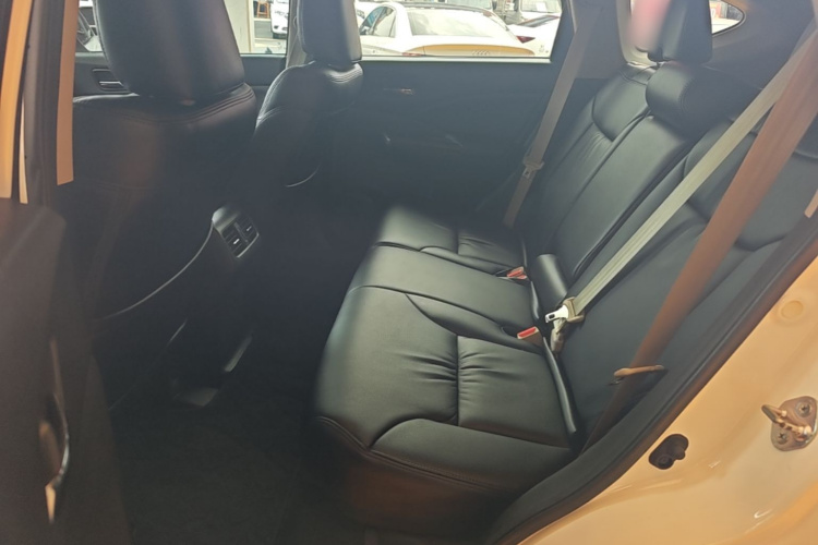 Honda CR-V 2016 immagine di auto #17
