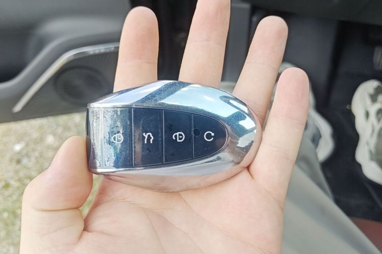 GEELY Emgrand 2025 car image #10