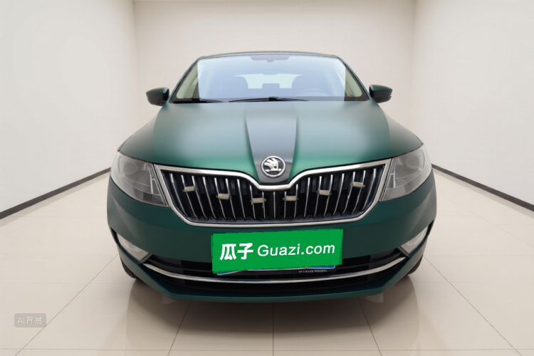 Skoda Rapid 2019 car image #3