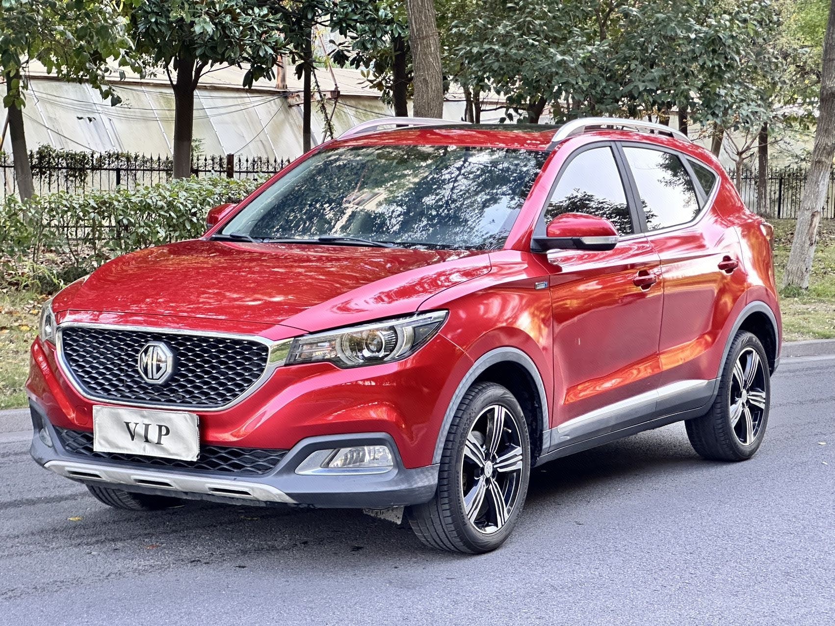 MG ZS 2017 MG ZS 2017 car image
