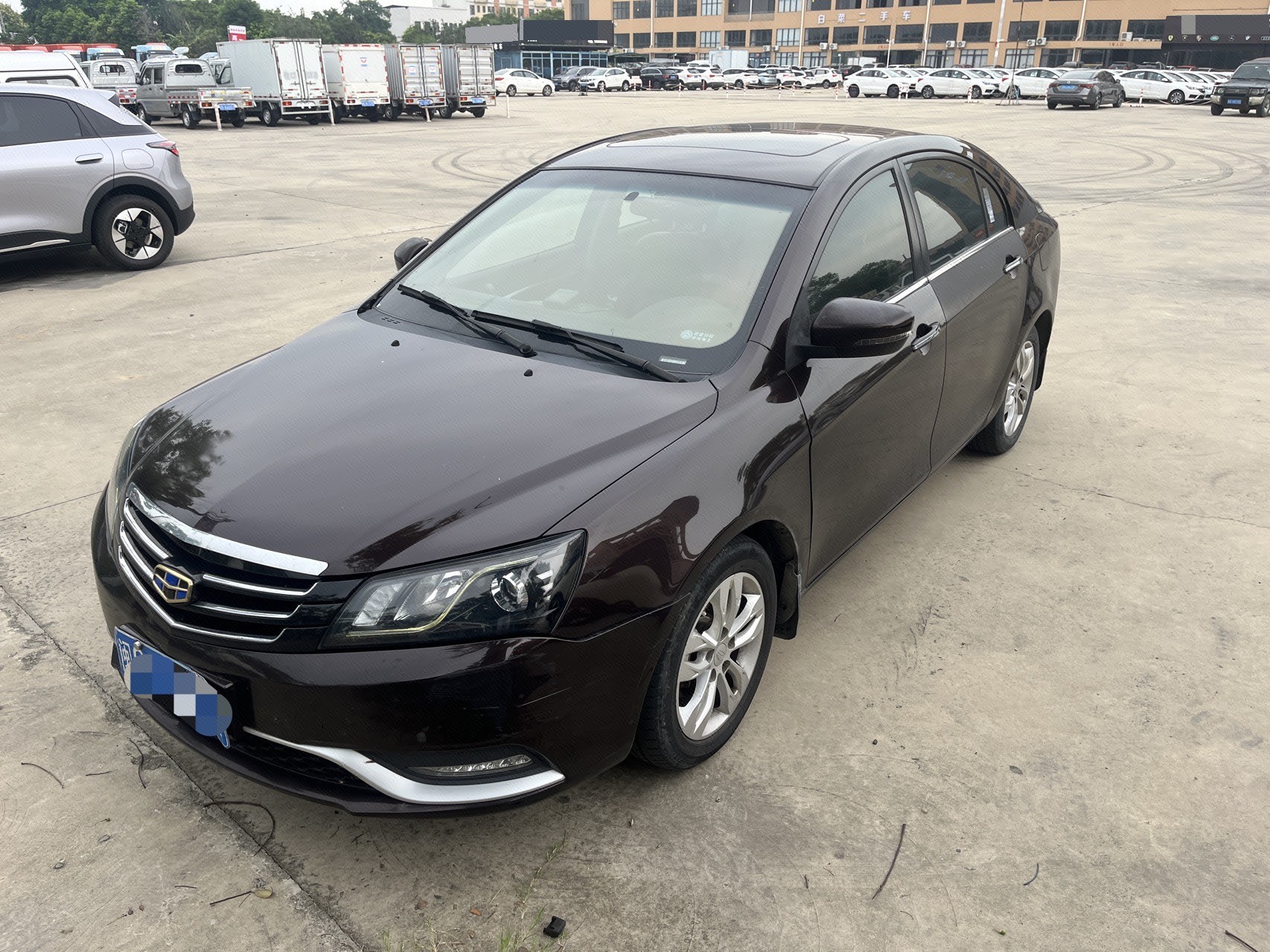 GEELY Emgrand 2015 car image 