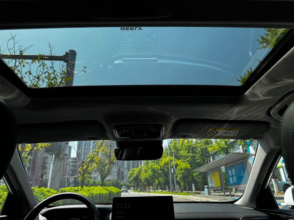 GEELY Emgrand 2026 #13 GEELY Emgrand 2026 image de voiture #13