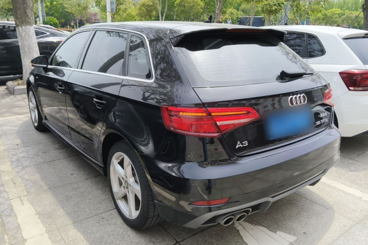 Audi A3 2019 car image #5