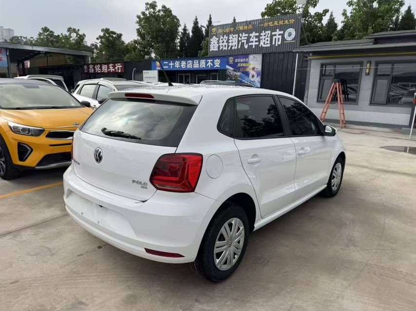 Volkswagen Polo 2019 car image #7