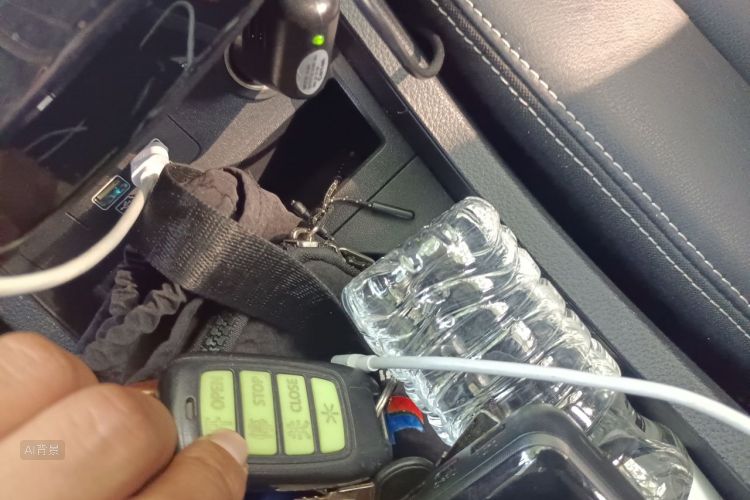 BYD Yuan New Energy 2019 car image #10